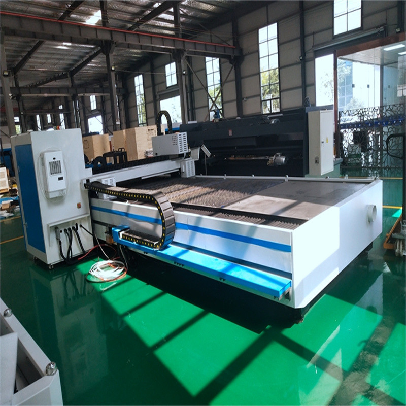 Çelik Alüminyum Sac Metal için 1000w 2000w 3000w 4kw Cnc Fiber Lazer Kesici
