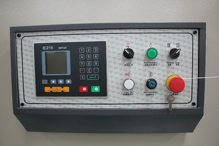 12mm 3200mm Hydraulic Guillotine Shearing Machine Cnc Steel Sheet Cutting Machine 12mm 3200mm Hidrolik Giyotin Kesme Makinası Cnc Sac Kesme Makinası