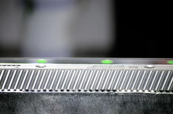 1500*3000mm 500w Racuys Or Ipg Fiber Laser Cutting Machine 1500*3000mm 500w Racuys Veya Ipg Fiber Lazer Kesim Makinesi