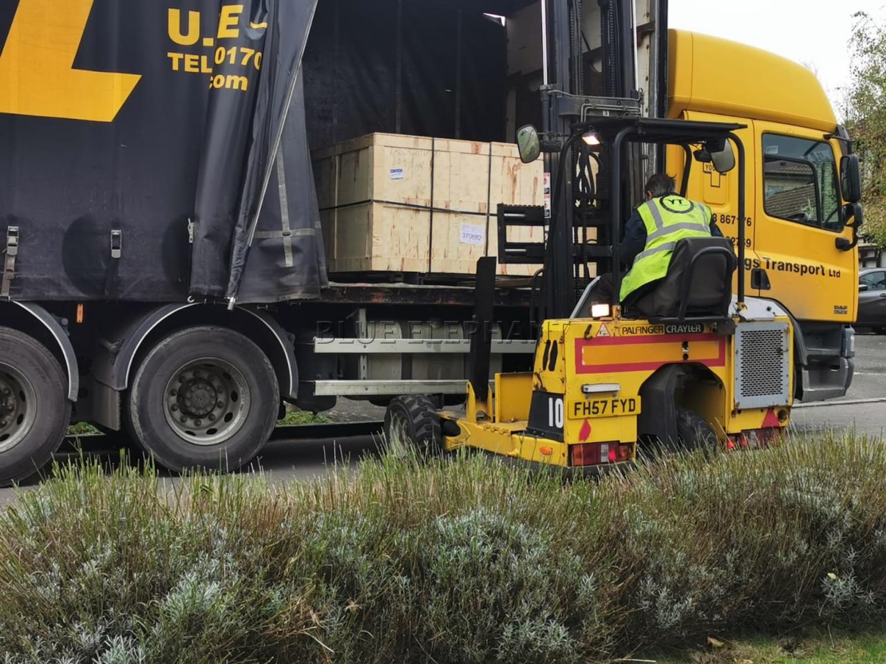 1530 Fiber Laser Cutting Machine For Stainless Steel Carbon Steel Metal Sheet Paslanmaz Çelik Karbon Çelik Sac İçin 1530 Fiber Lazer Kesim Makinesi