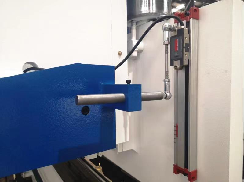 160t-4000 4-axis Cnc Hydraulic Bending Machine Press Brake 160t-4000 4 Eksenli Cnc Hidrolik Bükme Makinası Abkant Pres