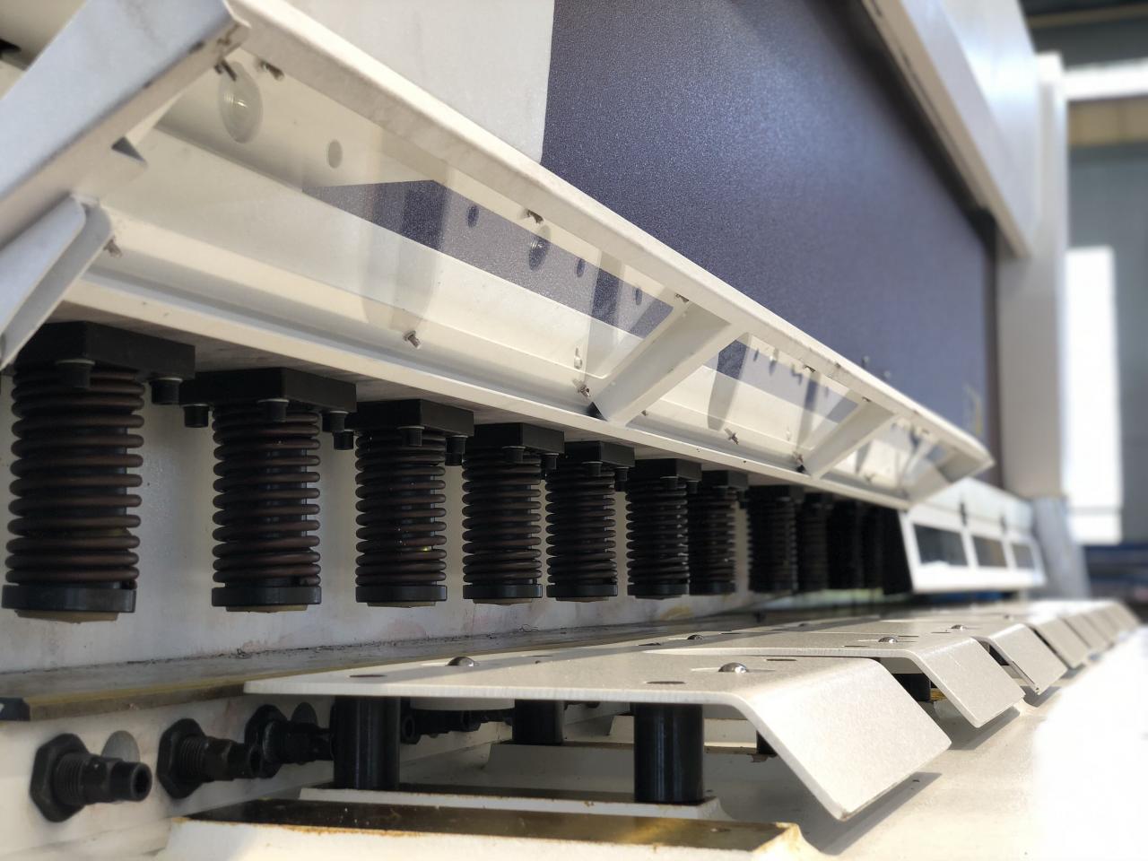 16mm Hydraulic Guillotine Shearing Machine For Sheet Metal Cutting 6 Meters 6 Metre Sac Kesme İçin 16mm Hidrolik Giyotin Kesme Makinesi