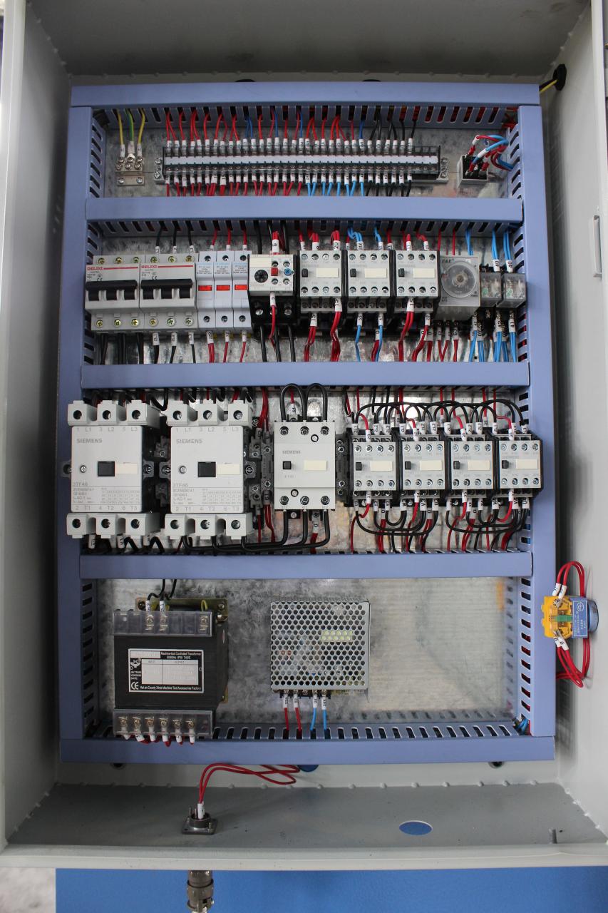 2.5m Uzunluk Hidrolik Nc Swing Kiriş Kesme Makinası