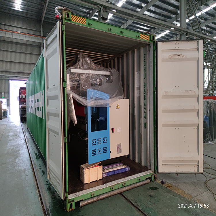 300t/4000 Hidrolik Abkant Pres Makinası