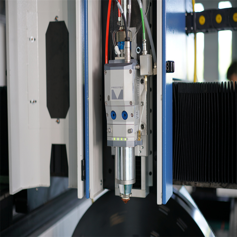 3015 1500x3000 Alüminyum Fiber Lazer Kesim Makinesi Endüstriyel Lazer Ekipmanları