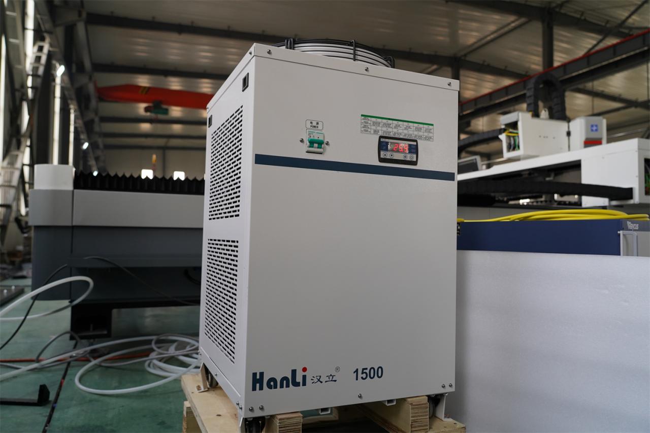 3015 4kw 1kw 2kw 3kw Stainless Steel Cnc Fiber Laser Cutting Machine 3015 4kw 1kw 2kw 3kw Paslanmaz Çelik Cnc Fiber Lazer Kesim Makinesi