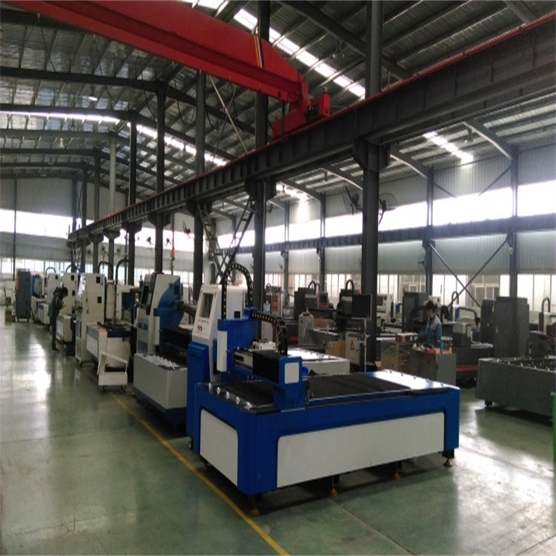 Satılık 500w Sac Ucuz Fiyat Fiber Lazer Kesim Makinesi