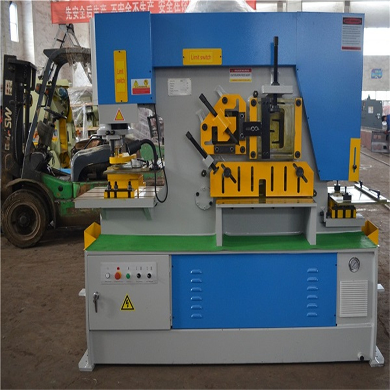 65 Ton 250t Soğuk Demir İşçiliği 120t Ton 90 Cnc 120 Ton Çift Silindirli Hidrolik Demirci