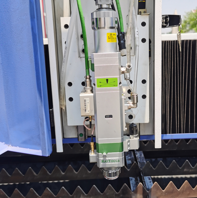 8mm 10mm Carbon Steel Laser Cutter 1530 4020 Cnc Fiber Laser Cutting Machine 8mm 10mm Karbon Çelik Lazer Kesici 1530 4020 Cnc Fiber Lazer Kesim Makinesi