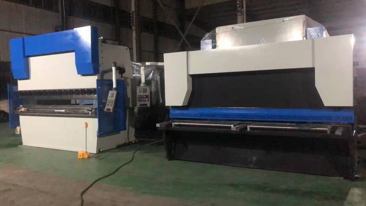 Da53t Cnc System Controller 125t4000 3+1 Axis Cnc Hydraulic Press Brake With Good Quality Da53t Cnc Sistem Kontrolörü 125t4000 3+1 Eksenli Cnc Hidrolik Abkant Pres İyi Kalite
