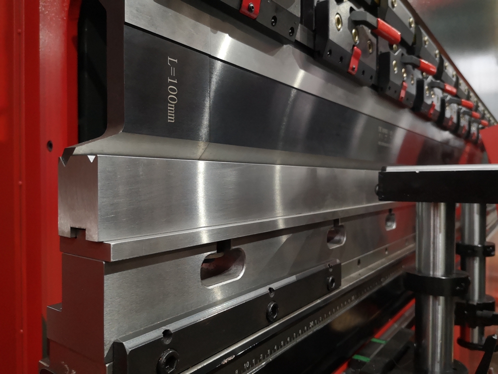 Delem Da66t 125 3+1 4+1 6+1 8+1 Cnc Hydraulic Press Brake For Metal Plate Bending Delem Da66t 125 3+1 4+1 6+1 8+1 Cnc Metal Plaka Bükme Pres Hidrolik Abkant