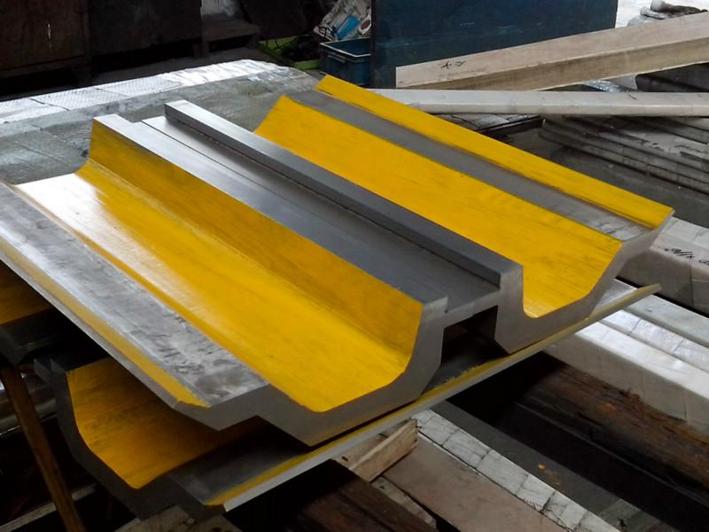 Full Automatic High Power Sheet Bending Machine And Cnc Press Brake Machine Tam Otomatik Yüksek Güçlü Sac Bükme Makinası ve Cnc Abkant Pres Makinası