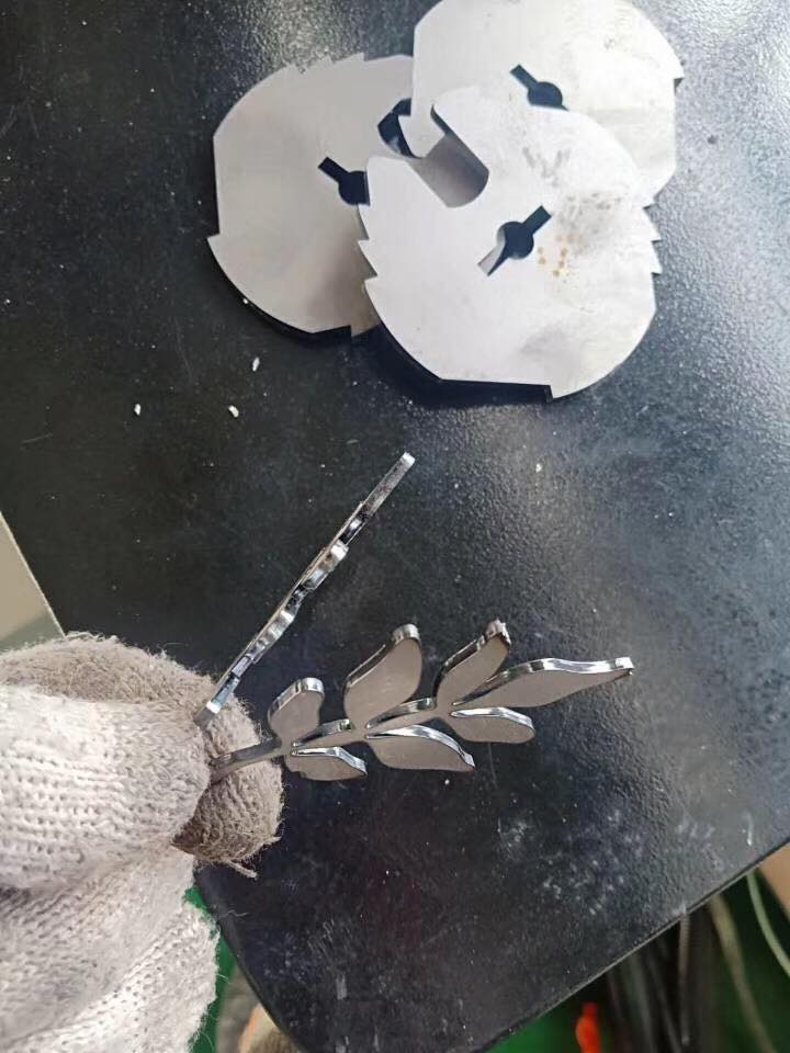 Yüksek Güç 3015 2000W Sac Cnc Fiber Lazer Kesim Makinesi