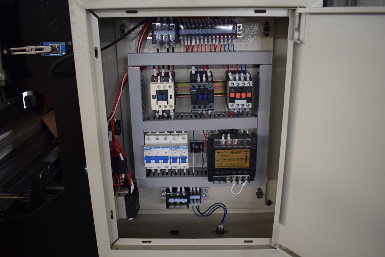 Hidrolik Sac Bükme Cnc Abkant Pres Makinası Wc67y