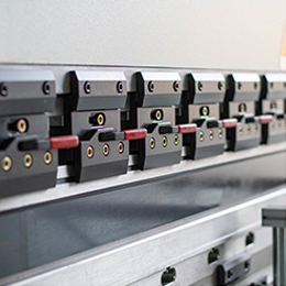 Metal Plate Press Brake Machine / CNC Hydraulic Press Brake Machine Metal Plaka Abkant Pres Makinası / CNC Hidrolik Abkant Pres Makinası