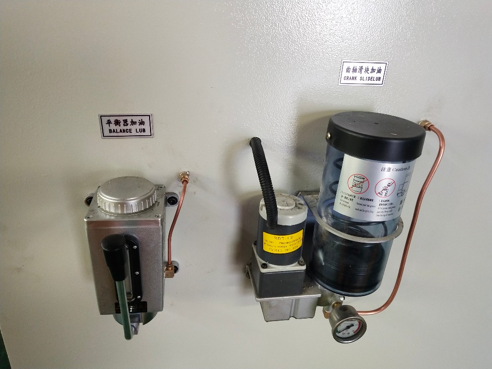 Pneumatic Friction Clutch High Performance Punch Press Machine Pnömatik Sürtünmeli Debriyaj Yüksek Performanslı Punch Pres Makinası