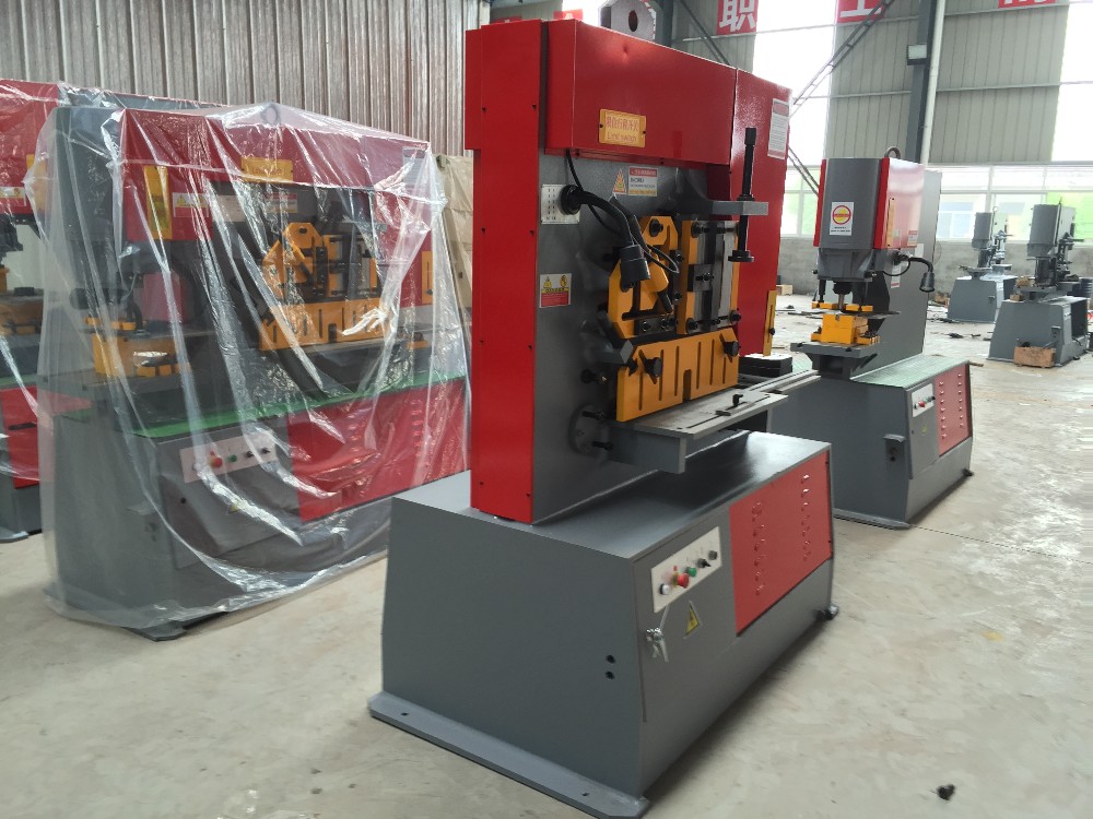 Q35y Series Multifunctional Hydraulic Iron Worker Combined Shearing And Punching Machine Q35y Serisi Çok Fonksiyonlu Hidrolik Demir İşçisi Kombine Kesme ve Delme Makinesi