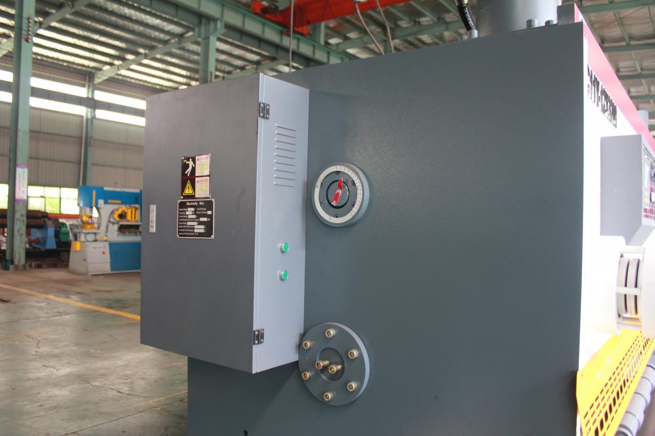 Qc11y Metal Plate Hydraulic Guillotine Shearing Machine For Sale Satılık Qc11y Metal Plaka Hidrolik Giyotin Kesme Makinası