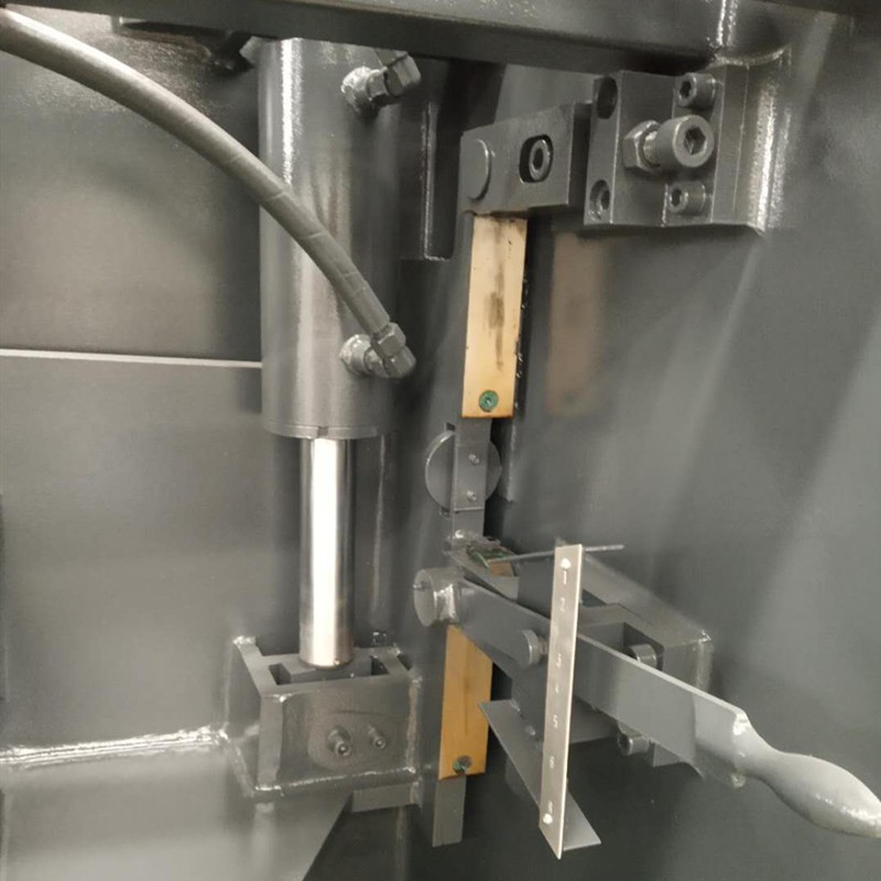 Qc12k-4x2500 Cnc Hydraulic Customized Shearing Machine Cutting Machine Qc12k-4x2500 Cnc Hidrolik Özelleştirilmiş Kesme Makinası Kesme Makinası