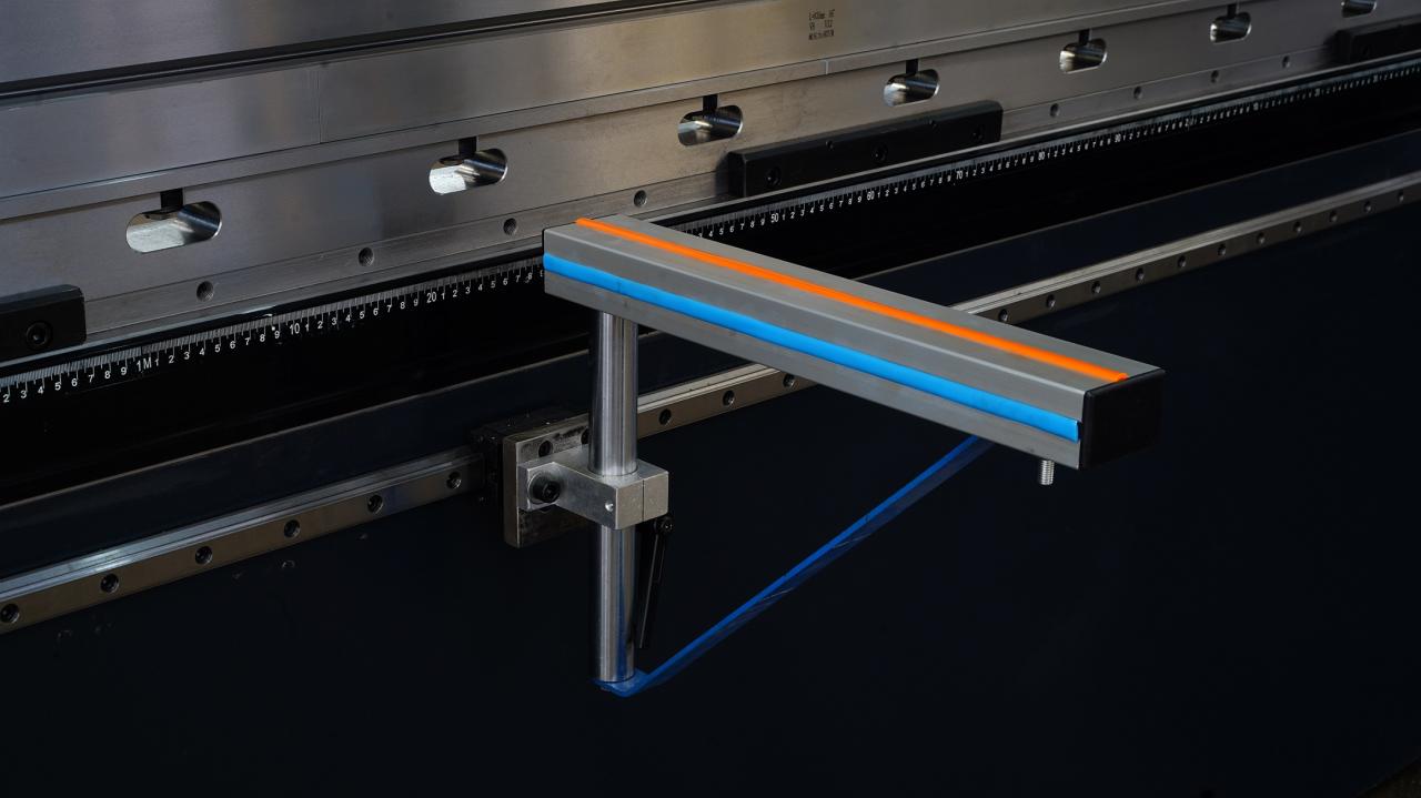 Wc67k-400T Cnc Plc Manuel Sac Bükme Makinası Hidrolik Nc Abkant Pres Makinası